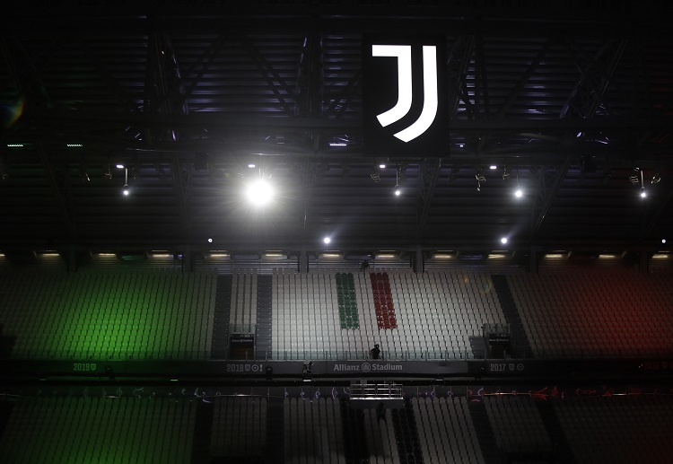 Juventus 2011/12 khiến trật tự Serie A được lập lại.