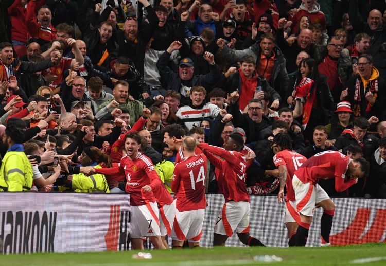Manchester United berada tepat di atas zona degradasi Premier League