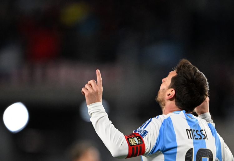 ဒါပေမဲ့ မက်ဆီက သူ့အနေနဲ့ ကမ္ဘာ့ဖလား ပြိုင်ပွဲမှာ ပါဝင်ကစားခြင်း ရှိ၊ မရှိ ကိုတော့ လက်ရှိ အချိန်ထိ မဆုံးဖြတ်ရသေးကြောင်း ဝန်ခံ ပြောကြားသွားခဲ့ပါတယ်။