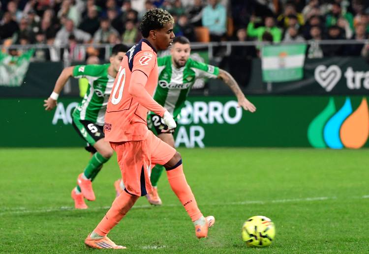 西甲联赛 18岁146天的亚马尔点球建功，成为西甲历史上打进20球最年轻球员