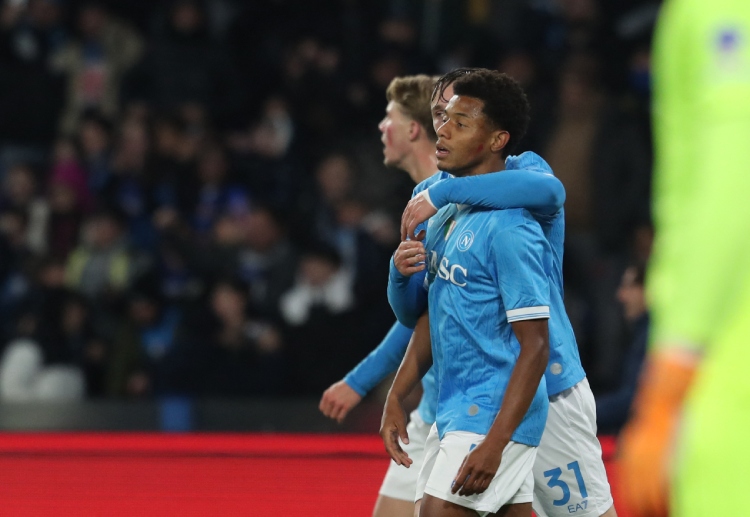 意甲联赛 趁胜追击