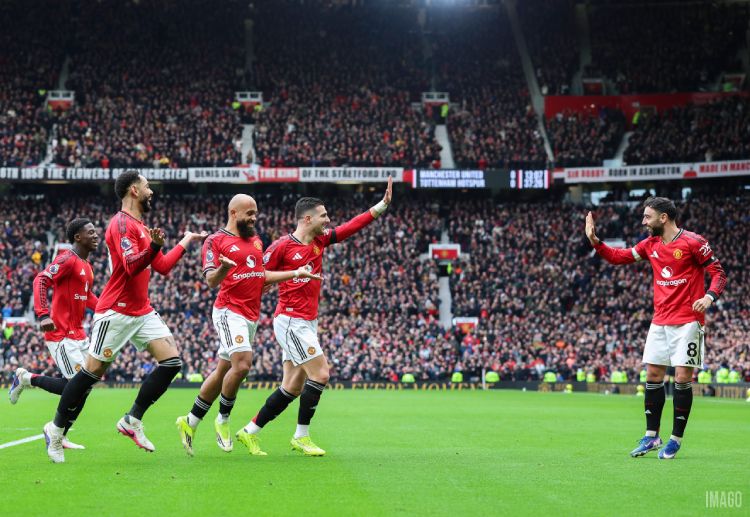 Man United có lịch sử đối đầu Tottenham ở giải Europa League
