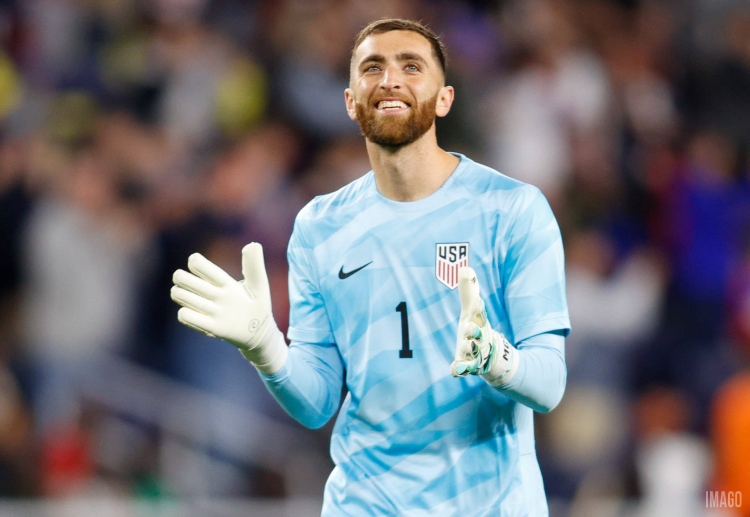Matt Turner prepara-se para impedir que o Paraguai encontre o caminho do gol na estreia dos Estados Unidos na Copa do Mundo 2026